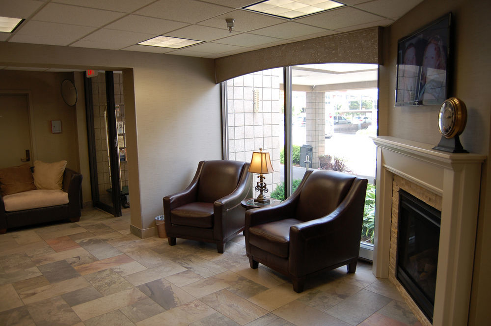 Brentwood Inn And Suites ロチェスター エクステリア 写真